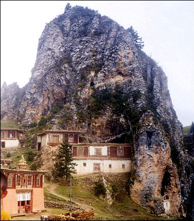 Dzongshö Desheg Düpe Phodrang